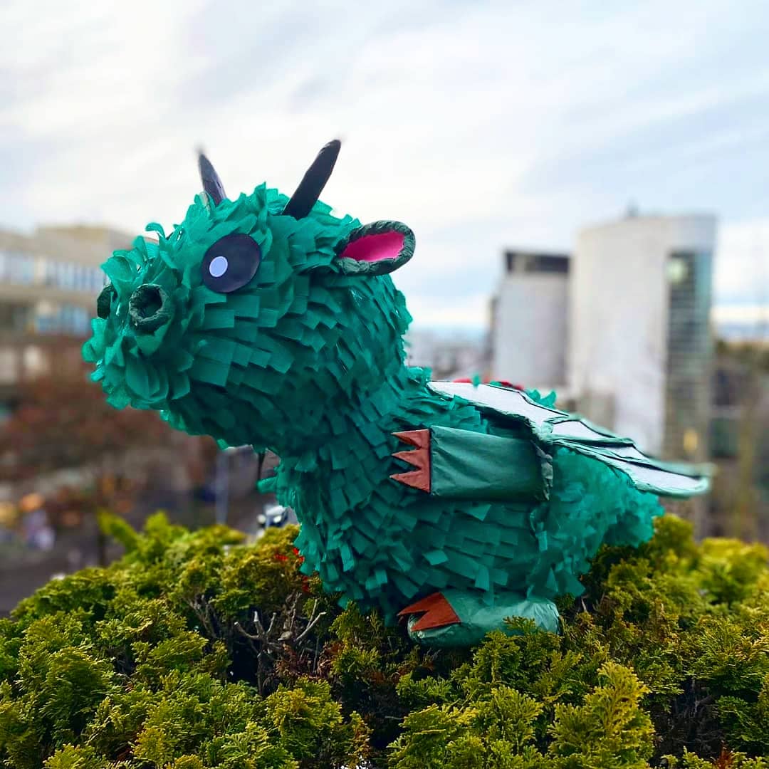 Foto von Drache Piñata